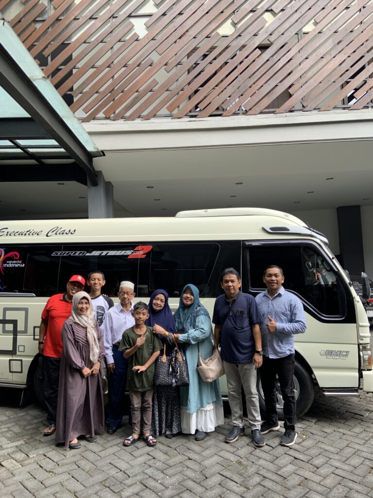 Ziarah wali dan tour batu 3D2N